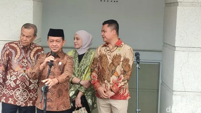 Atasi Antrean SPBU Bali, Menteri ESDM Bahlil Minta Pertamina Gandakan Kapal BBM