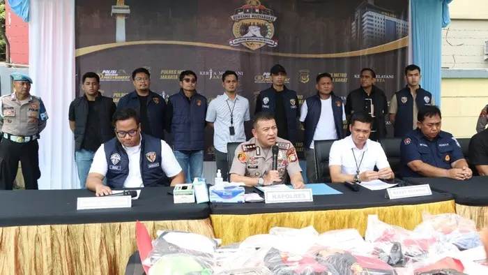 Polres Jakbar bongkar 43 kasus pencurian dalam sebulan