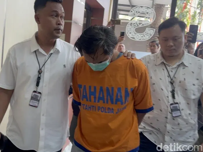 Dwi Bagus, pelaku pembunuhan Dini dan anak di Madiun, Jawa Timur.