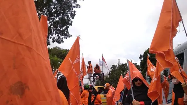 Deklarasi Partai Buruh di depan Kantor Wali Kota Batam