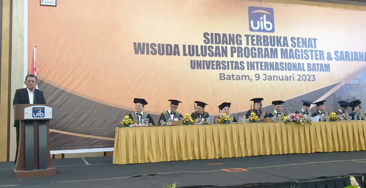 Sidang Terbuka Senat Wisuda Lulusan Program Magister dan Sarjana Universitas International Batam (UIB) ke-XVIII.