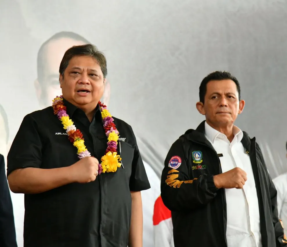 Gubernur Kepulauan Riau, Ansar Ahmad bersama Menko Airlangga Hartarto.