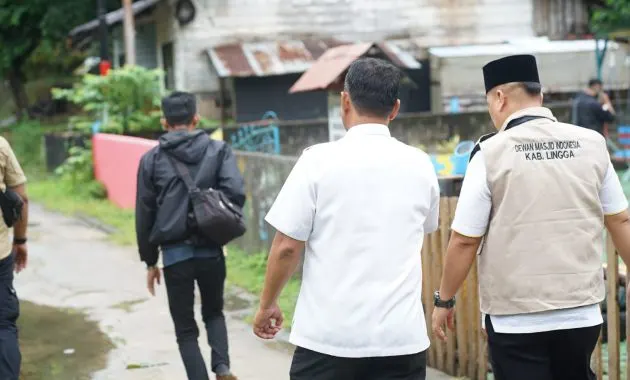Bupati Lingga Tinjau Langsung Lokasi Rencana Pembangunan Jalan di Kec. Selayar