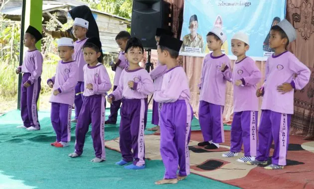 Bunda Paud Kabupaten Lingga Hadiri Serah Terima Gedung dan Sosialisasi di TK Islam Adzkia