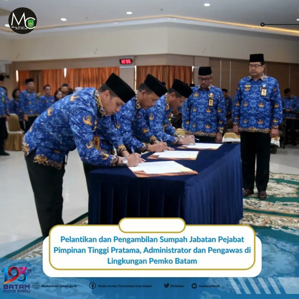 Lantik Sejumlah Pejabat di Lingkungan Pemko Batam, Rudi : Mari Bekerja Ikhlas dan Terus Berinovasi untuk Membangun Batam