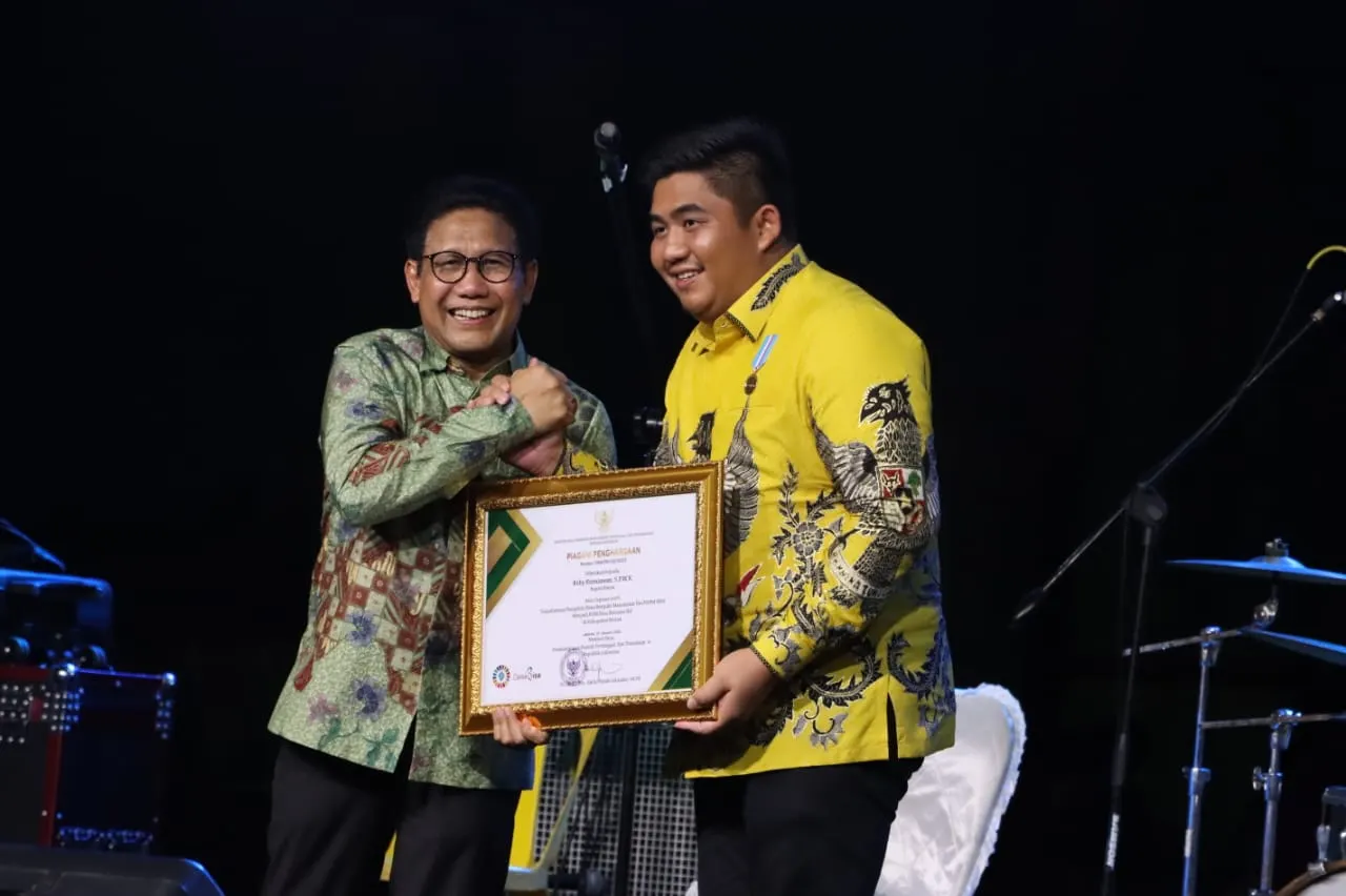 Pesta Rakyat Hari BUM Desa Nasional 2023, Bupati Bintan Terima Penghargaan Bakti Ekonomi Desa