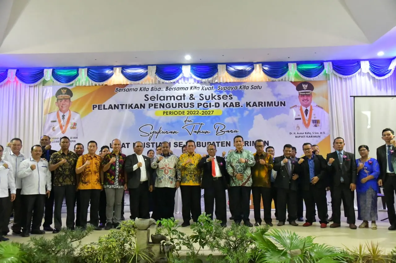 Gubernur Ansar Hadiri Pelantikan Pengurus Harian PGI-D Karimun Periode 2023-2027