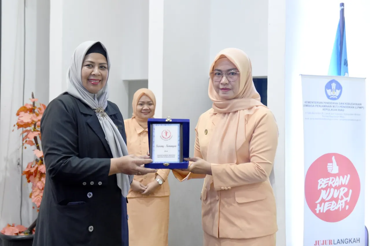 Dewi Ansar Buka Kegiatan Seminar dan Screening Kanker Serviks dan Payudara