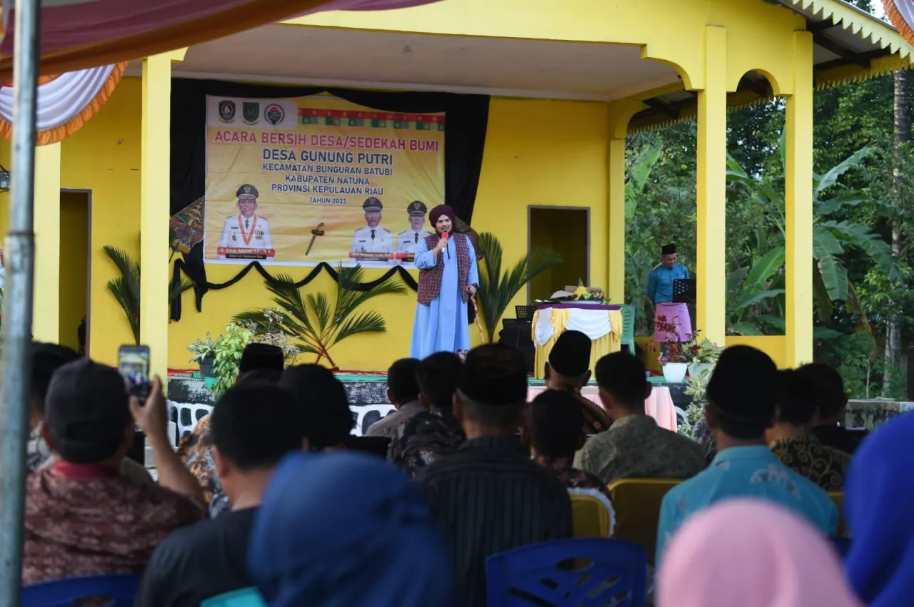 Gubernur Ansar Gandeng Ust. Dery Sulaiman Lakukan Rangkaian Isra Miraj 1444 H di Gerbang Utara Natuna