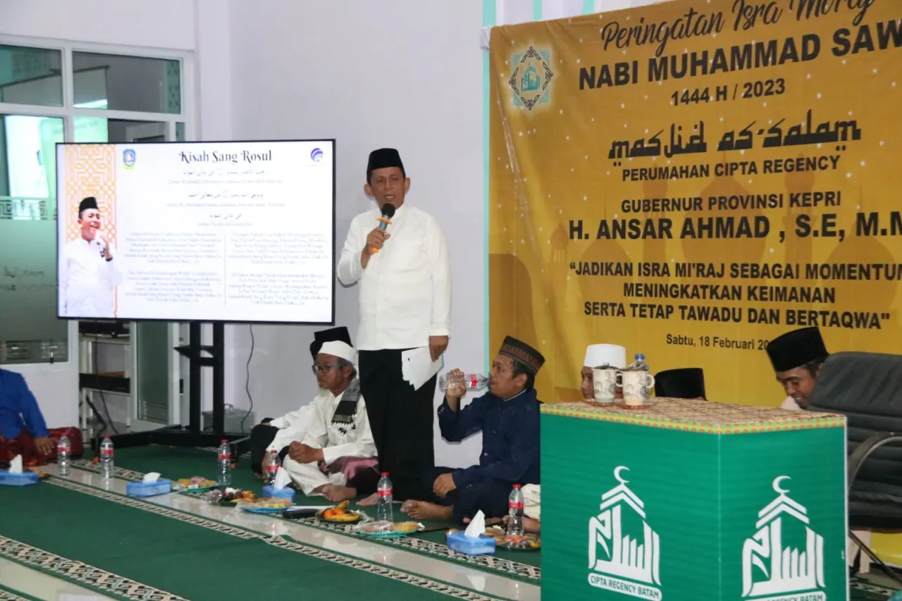 Gubernur Ansar Hadiri Peringatan Isra' Miraj Nabi Muhammad SAW 1444 H di Masjid As-Salam Batam