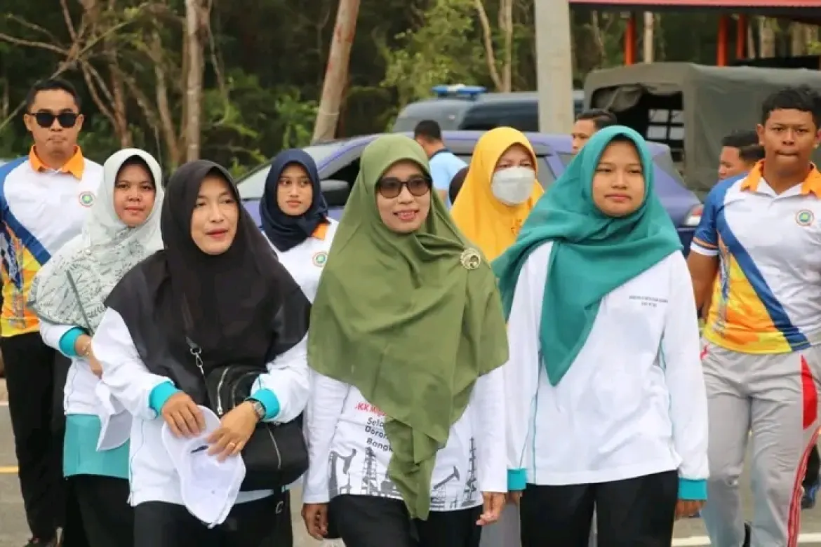 Kasubba TU Kantor Kemenag Natuna Hadiri Jalan Santai Sehat HUT Basarnas ke 51.