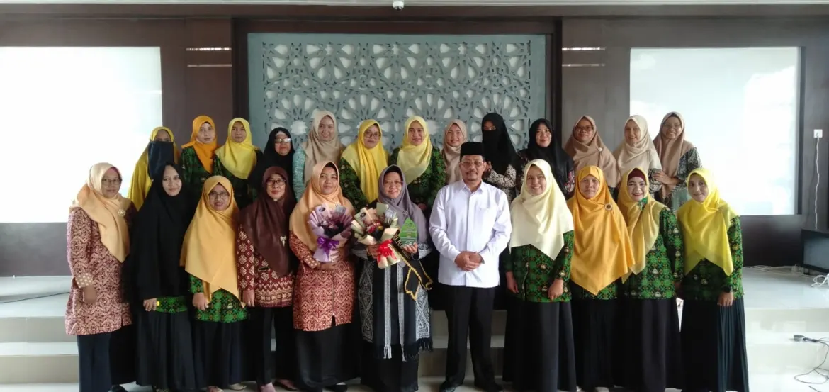Karimun Gelar Rapat Kerja Daerah dan Pemberian Jabatan Kehormatan Ummi RA