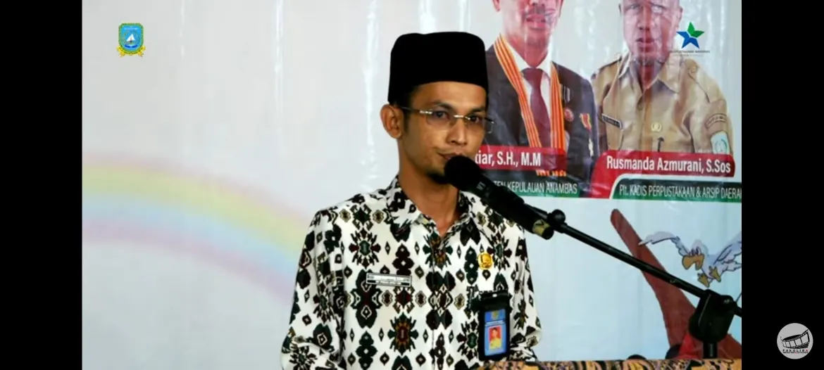 Rudi Hartono Memandu Doa Pada Lomba Bertutur Tingkat SD/MI Se Kabupaten Anambas