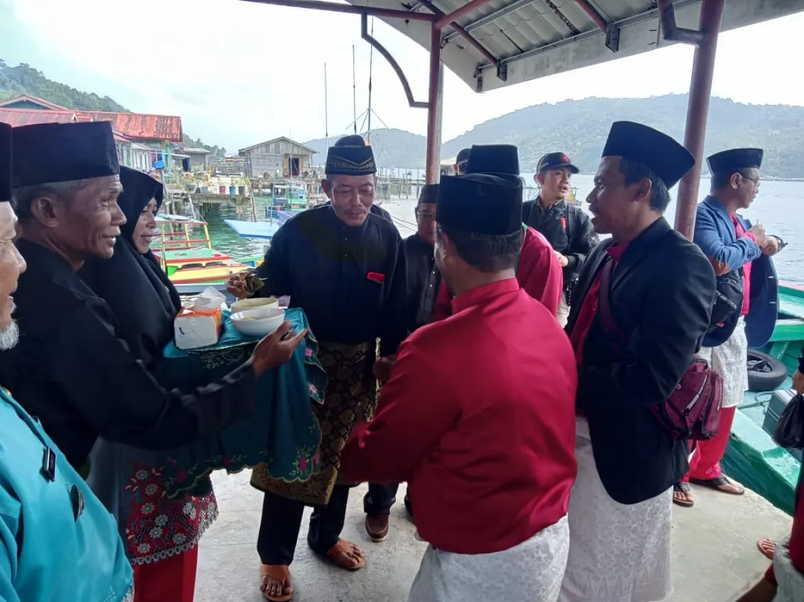 Ka KUA Siantan Timur Bawa Rombongan Kafilah STQH VIII Tingkat Kabupaten