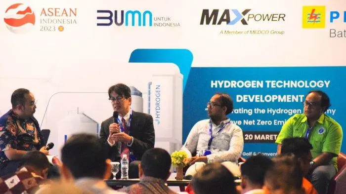 PT Pelayanan Listrik Nasional (PLN) Batam bersama Maxpower Group menggelar sharing pengetahuan bertajuk 'Accelerating The Hydrogen Economy to Achieve Net Zero Emission in 2060', di Radisson Golf & Convention Center Batam, Senin (20/3/2023)