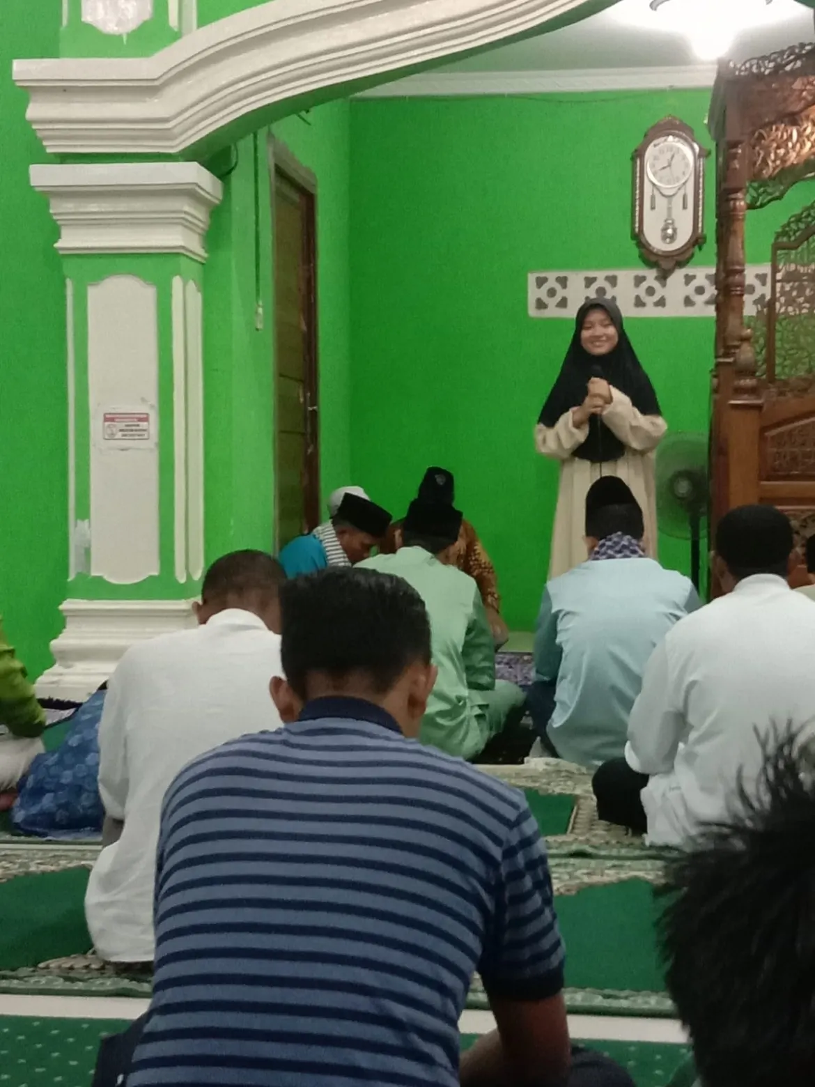 Fina Salma Siswa MTs USB Filial MTs Negeri 1 Batam Isi Kultum Ramadhan di Hadapan Wakil Walikota dan Rombongan
