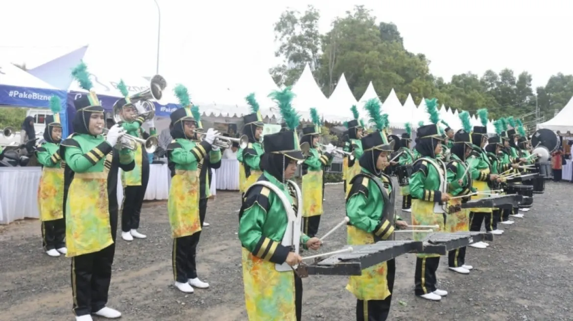 Marching Band MAN Batam Semarakkan Pembukaan Kemenag Expo 2023