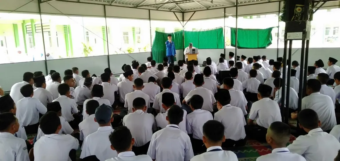 MTs USB Filial MTsN 1 Batam Menggelar Pesantren Kilat Ramadan 1444H