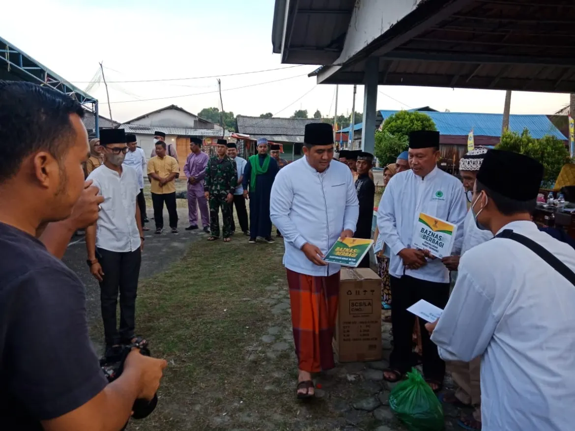 Setelah Dendun, Bupati Safari Ramadhan di Air Gelubi