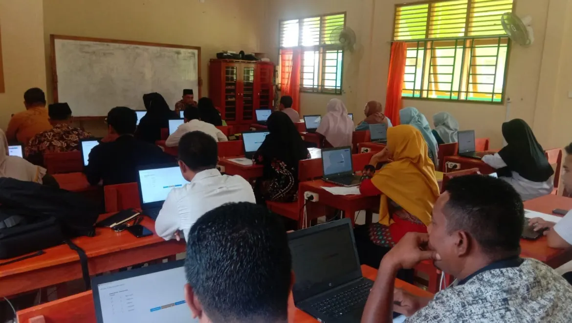 21 Guru Madrasah Ikut USKA PPG di Lingga