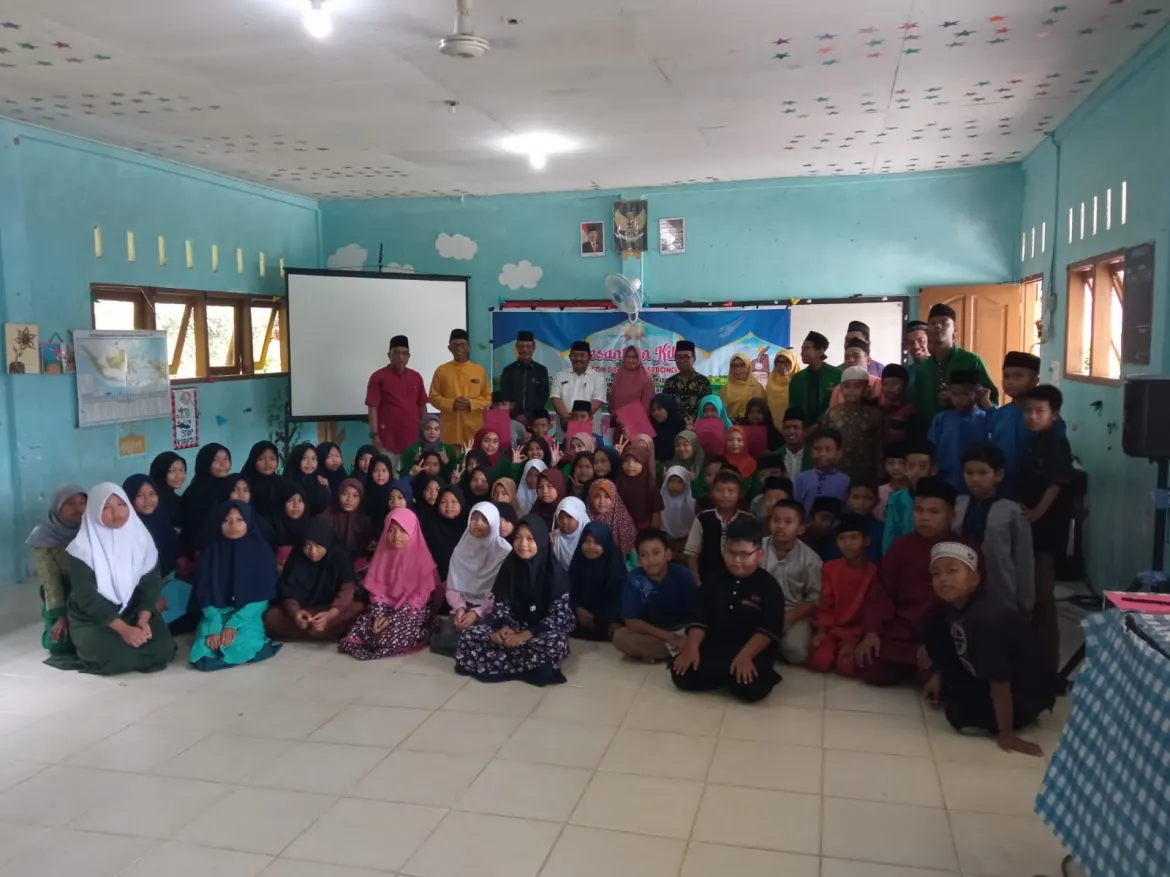 Para Pengawas Kemenag Bintan Hadiri Penutupan Sanlat di SDN 004 Ekang Anculai
