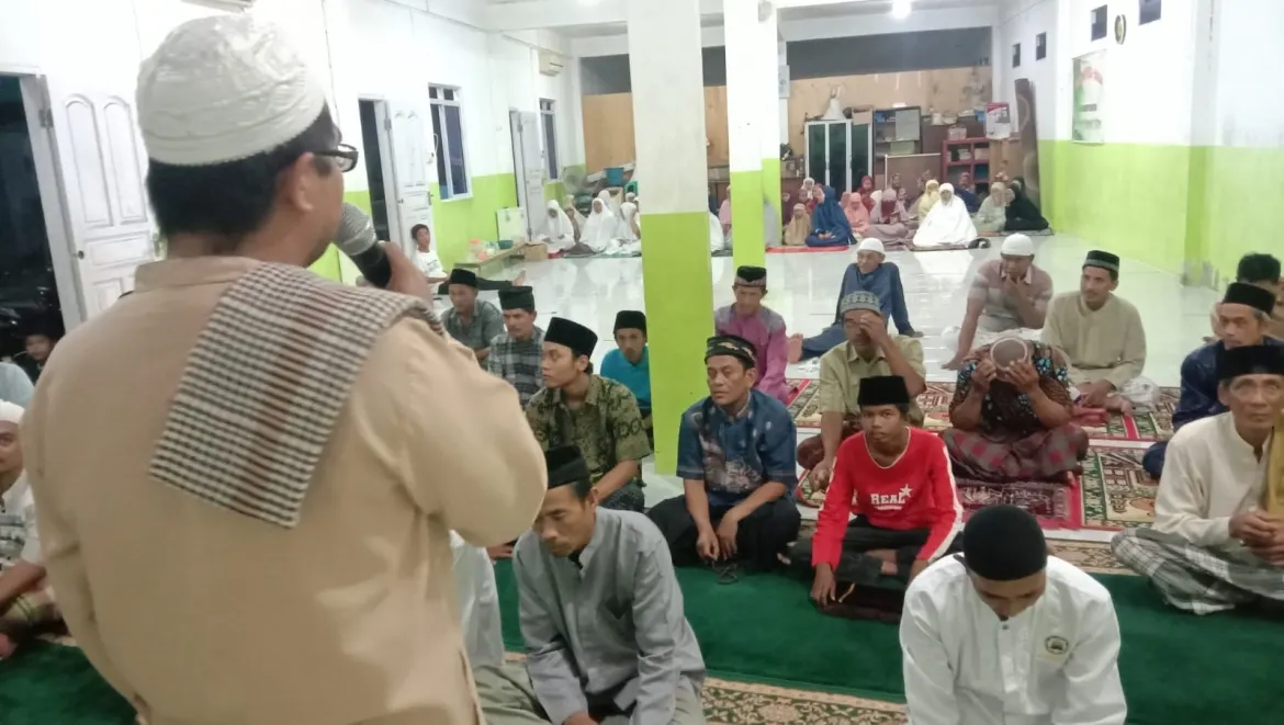 Ustaz Qodir Harahap Beri Tausiyah Cara Mendidik Anak agar Saleh dan Salehah