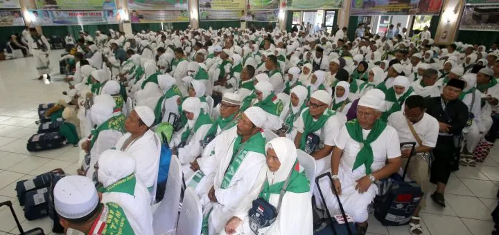Pemerintah Kepuluan Riau Pastikan Para Calon Jemaat Haji Sudah Mendapatkan Vaksin Meningitis