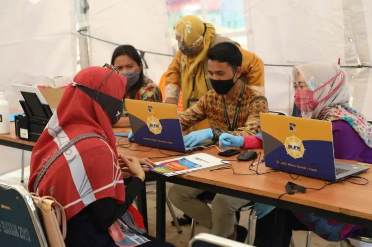  Badan Pengusahaan Batam (BP Batam) kembali meluncurkan layanan BLINK (BP Batam Layanan Keliling) untuk memudahkan masyarakat dalam pengurusan izin lahan, termasuk perpanjangan Uang Wajib Tahunan (UWT).