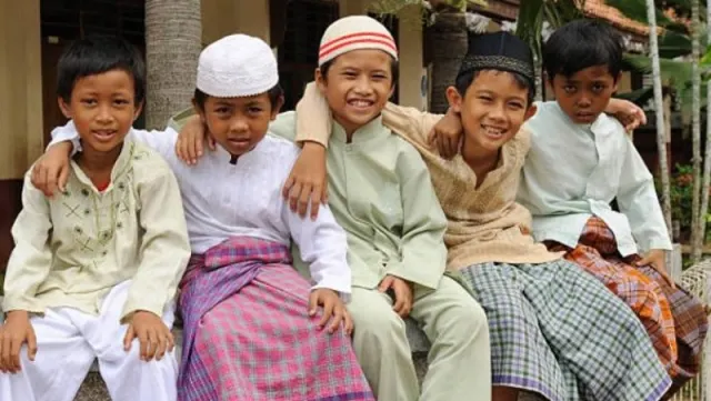 Ikatan Keluarga Dharmasraya (IKDR) Kota Batam Selenggarakan Khitanan Masal