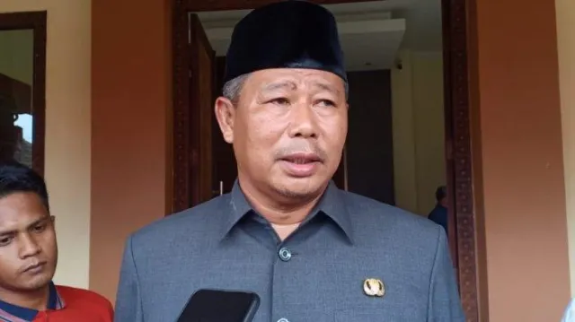 Bupati Kepulauan Anambas Hadir Pada Rapat Paripurna Penyampaian Pandangan Fraksi-fraksi DPRD, Berikut Tanggapannya !