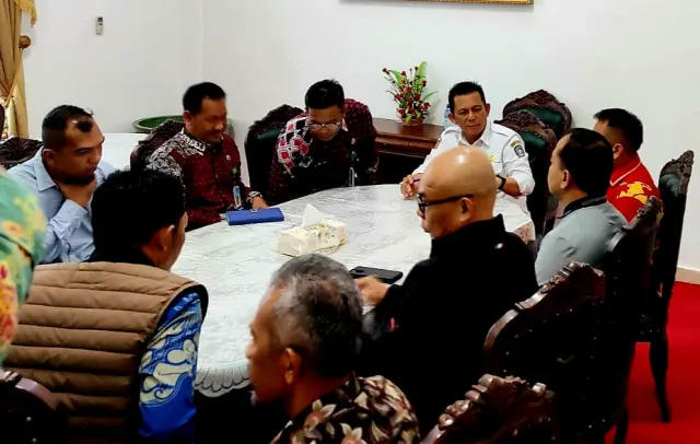 Gubernur Ansar Pimpin Rapat Terbatas Bersama Bupati Lingga dan OPD