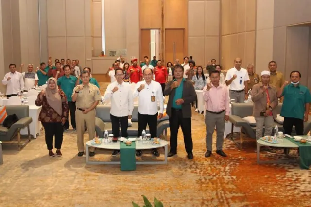 Buka Rapat Tahunan dan Forum Diskusi KBB, Amsakar: Kegiatan yang Krusial Guna Tingkatkan Kualitas Kontraktor Batam