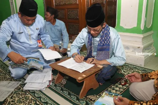 Gelontorkan Dana Rp 9, Miliar, Pemko Batam Bantu Renovasi Masjid dan Mushola Selama Ramadan