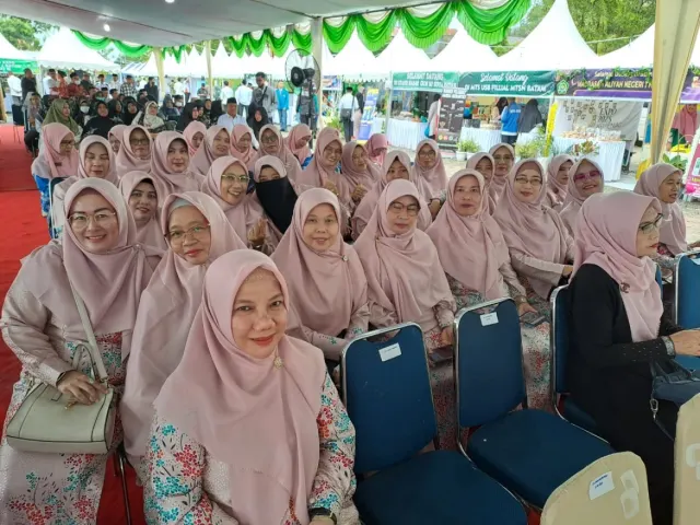 Ketua Dan Wakil DWP Kemenag Anambas Hadir Dalam Pembukaan EXPO 2023