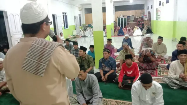 Ustaz Qodir Harahap Beri Tausiyah Cara Mendidik Anak agar Saleh dan Salehah