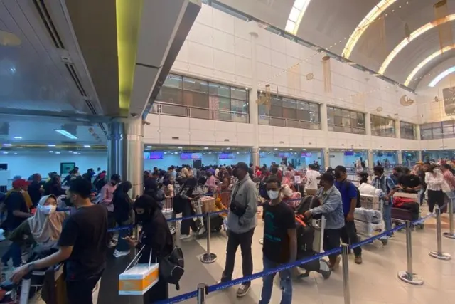 Libur Sekolah Dimulai, 13 Ribu Penumpang Padati Bandara Hang Nadim Batam