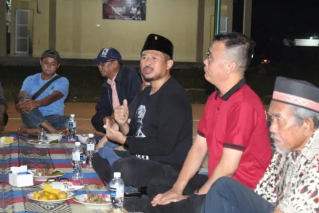 Duduk Diskusi: Ketua DPRD Kota Batam Nuryanto Tampung Keluhan Warga